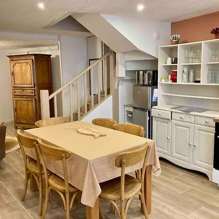 Hébergement de vacances La Roussette