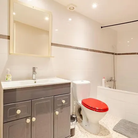 La Roussette Hébergement de vacances