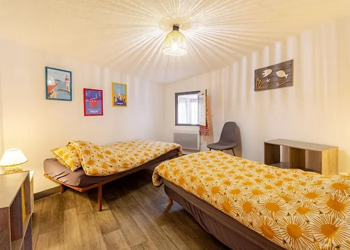 La Roussette Casa de Férias *