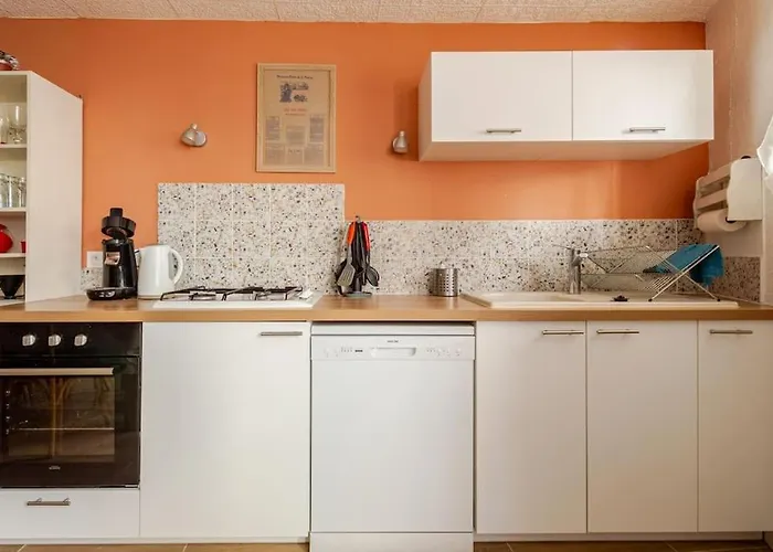 La Roussette Casa de Férias *