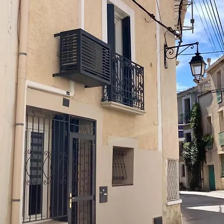 Feriehus La Roussette *